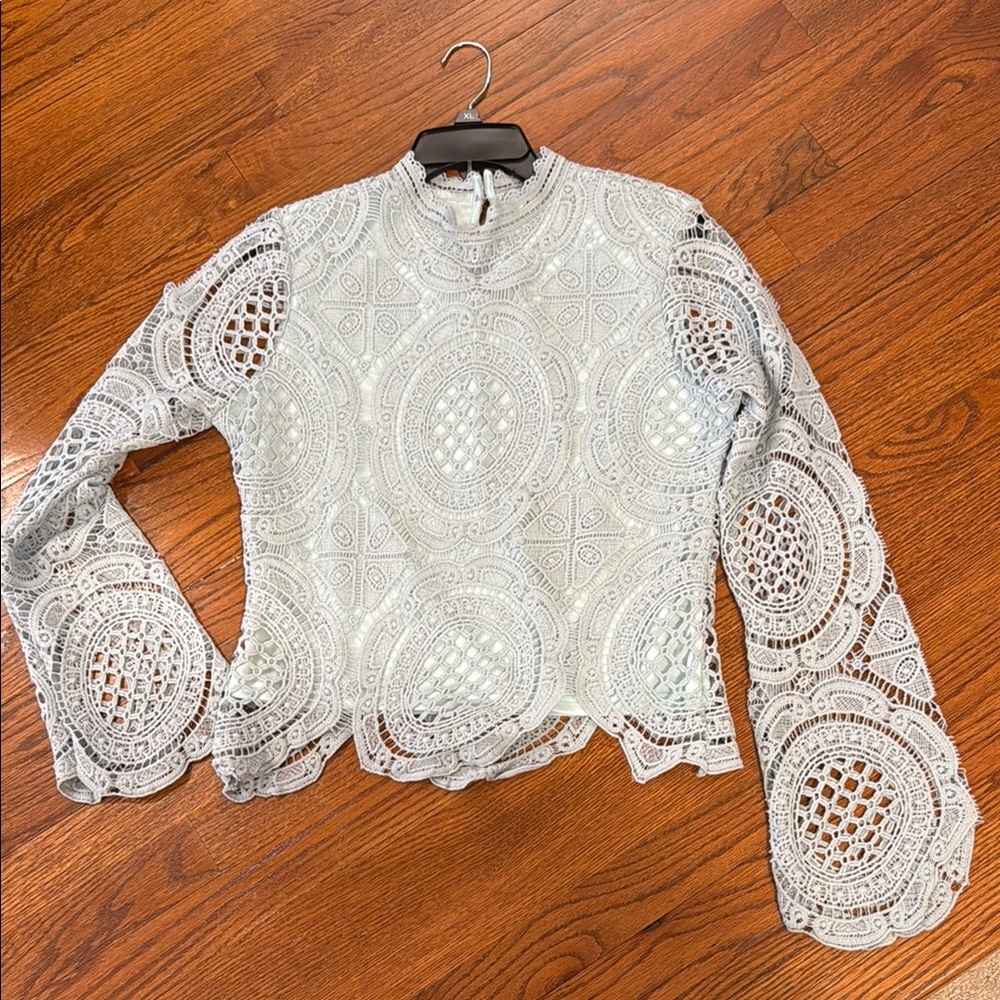 Elegant Lace Long Sleeve Top